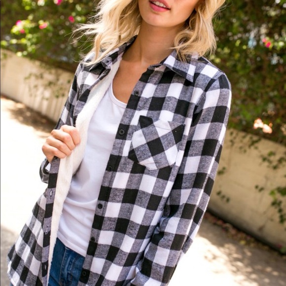 BOUTIQUE CLOSING MAKE AN OFFER - Picture 6 of 8